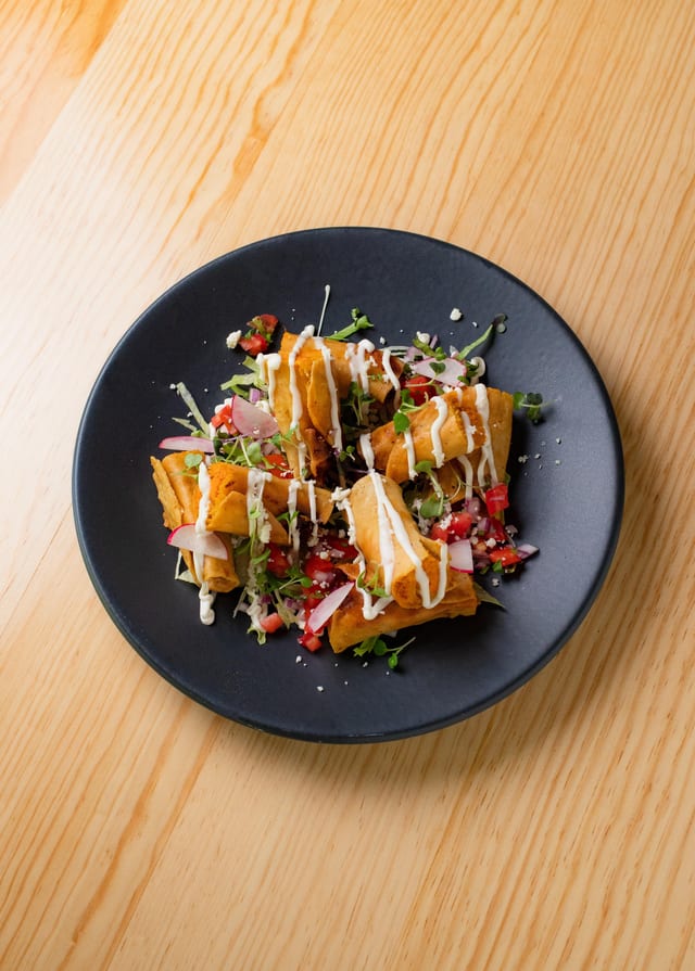 Flautas de Pollo.